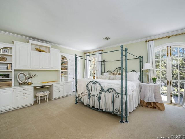 7 Lazy Hollow, San Antonio, TX 78230