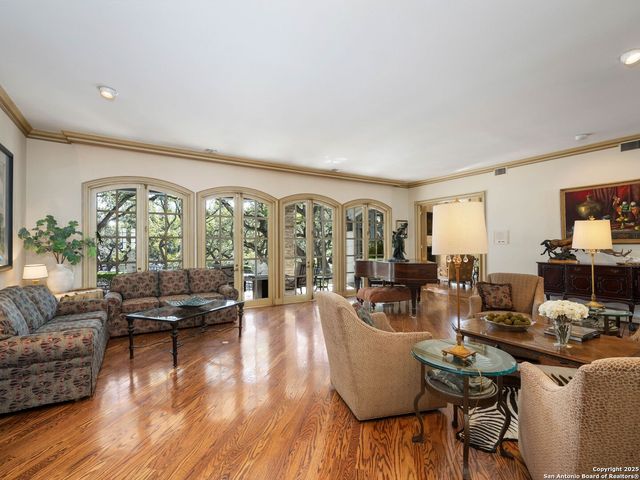 7 Lazy Hollow, San Antonio, TX 78230