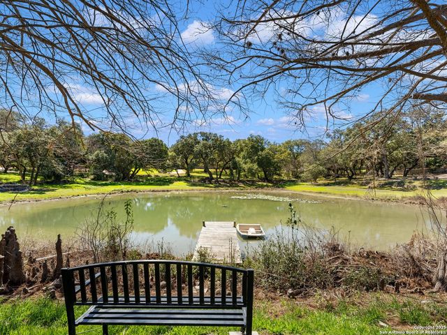 7 Lazy Hollow, San Antonio, TX 78230