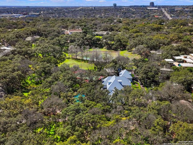7 Lazy Hollow, San Antonio, TX 78230