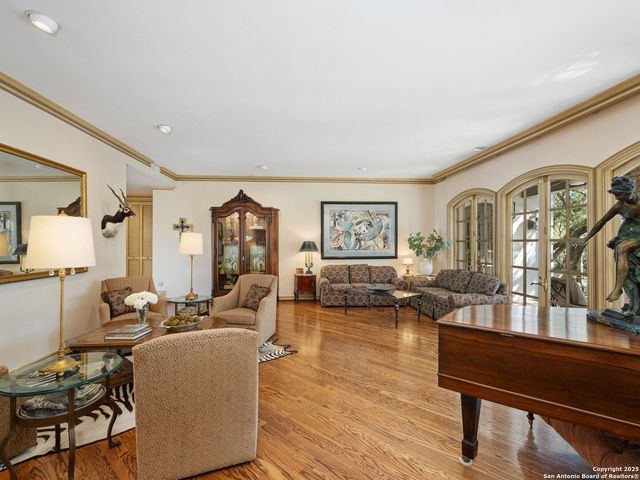 7 Lazy Hollow, San Antonio, TX 78230