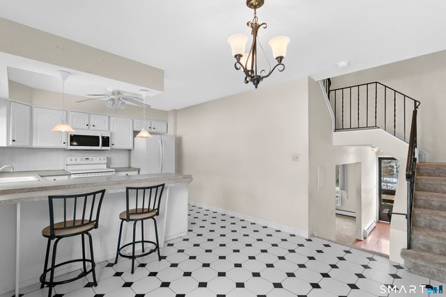 200 Woodmont Avenue 130, Bridgeport, CT 06606