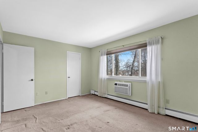 200 Woodmont Avenue 130, Bridgeport, CT 06606