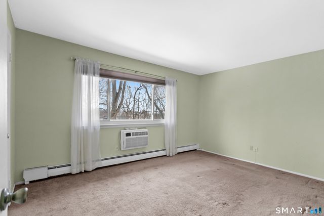 200 Woodmont Avenue 130, Bridgeport, CT 06606