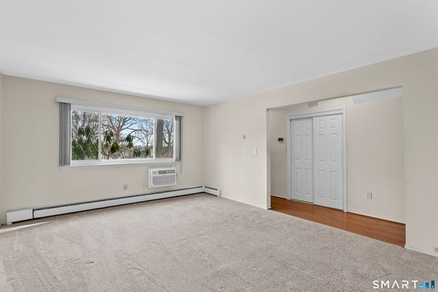 200 Woodmont Avenue 130, Bridgeport, CT 06606