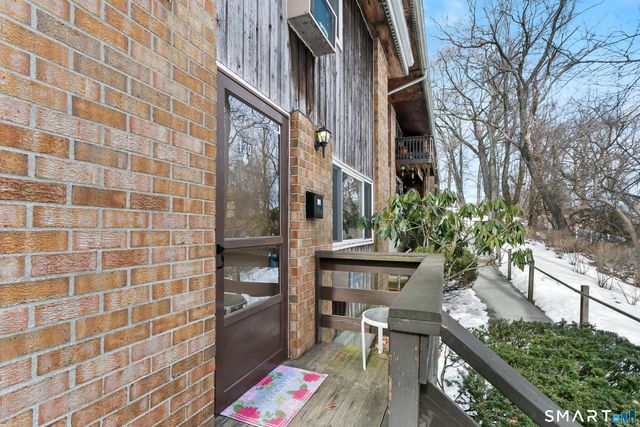 200 Woodmont Avenue 130, Bridgeport, CT 06606