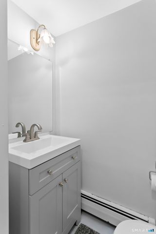 200 Woodmont Avenue 130, Bridgeport, CT 06606