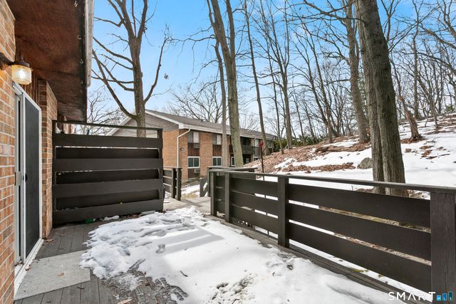 200 Woodmont Avenue 130, Bridgeport, CT 06606