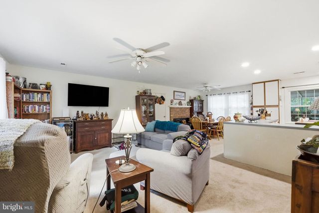 5171 GRACE CHURCH LN, Midland, VA 22728