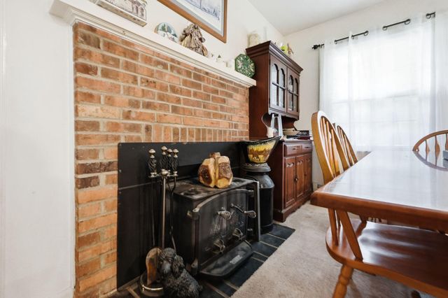 5171 GRACE CHURCH LN, Midland, VA 22728