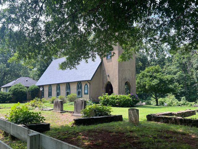 5171 GRACE CHURCH LN, Midland, VA 22728