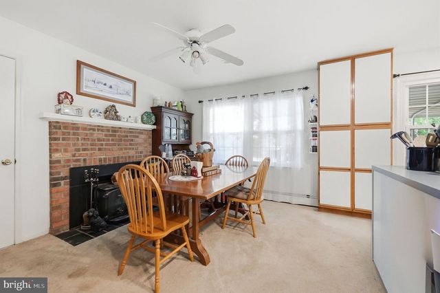 5171 GRACE CHURCH LN, Midland, VA 22728