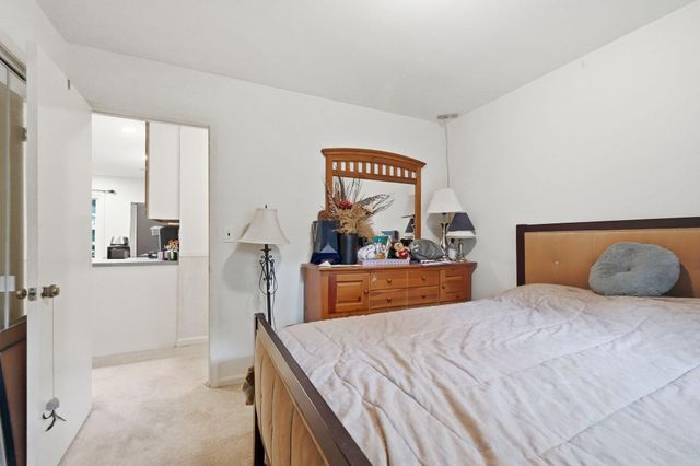 5171 GRACE CHURCH LN, Midland, VA 22728