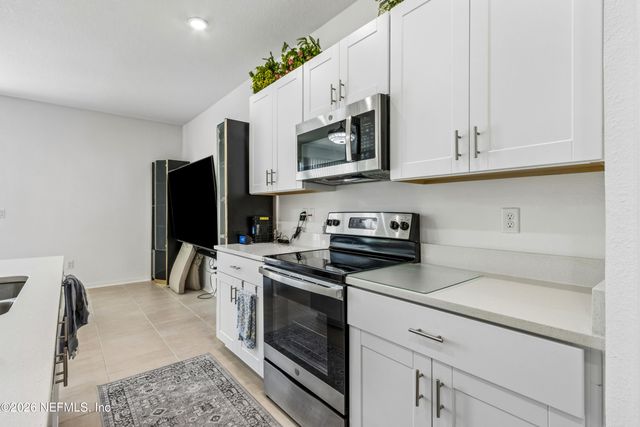 348 ANTHONY Drive, Jacksonville, FL 32218