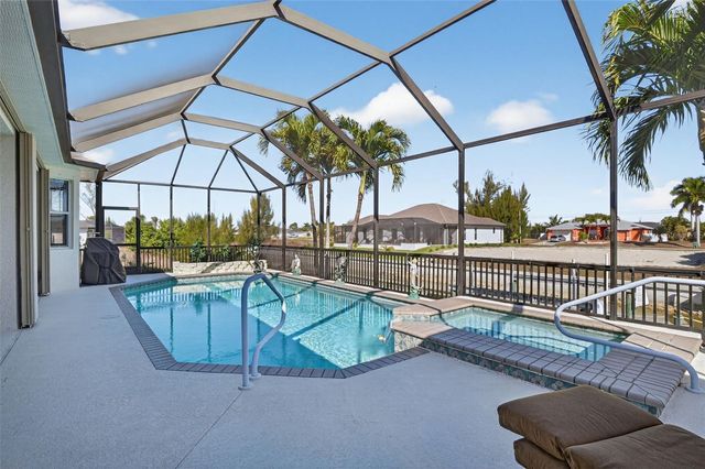 1725 SW 29TH TERRACE, Cape Coral, FL 33914