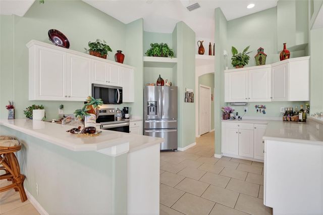 1725 SW 29TH TERRACE, Cape Coral, FL 33914