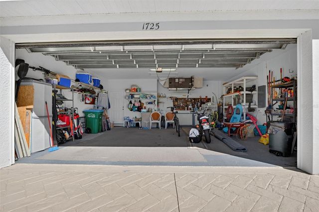 1725 SW 29TH TERRACE, Cape Coral, FL 33914