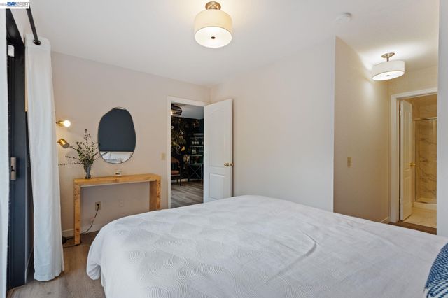 14 Heritage Oaks Rd, Pleasant Hill, CA 94523