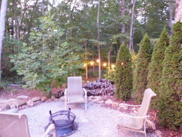 292 Waters Edge Way, Tracy City, TN 37387