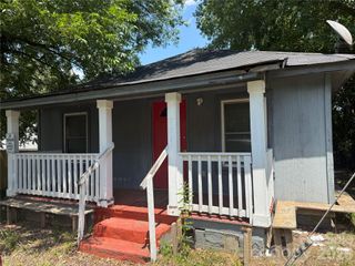 706 N Logan Street, Gastonia, NC 28052