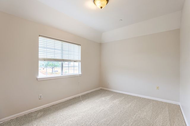 8115 Dogwood Lane, Irving, TX 75063