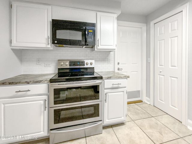 10635 FOX SQUIRREL Lane, Jacksonville, FL 32257