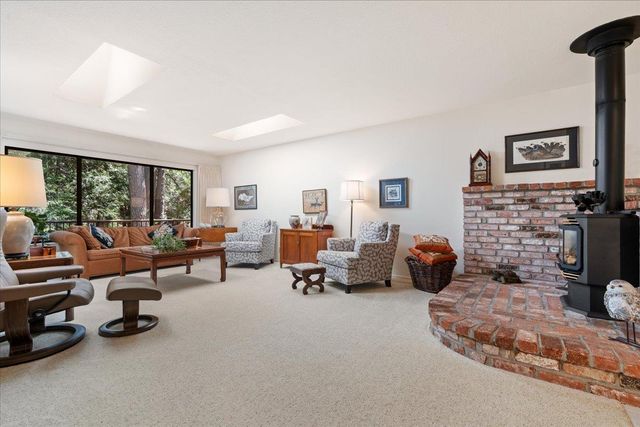 11897 Banner Ct, Nevada City, CA 95959