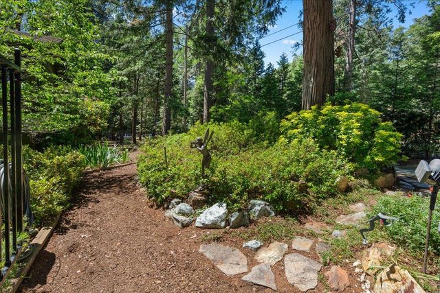 11897 Banner Ct, Nevada City, CA 95959