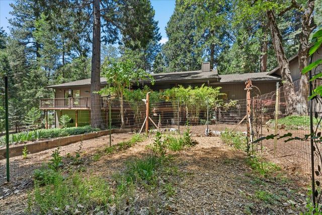 11897 Banner Ct, Nevada City, CA 95959