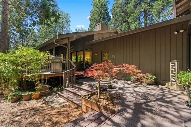 11897 Banner Ct, Nevada City, CA 95959