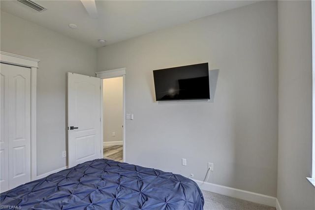 4707 Brixton CT, Lehigh Acres, FL 33973