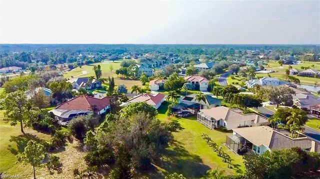 4707 Brixton CT, Lehigh Acres, FL 33973