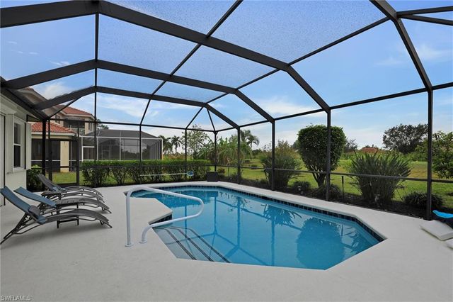 4707 Brixton CT, Lehigh Acres, FL 33973