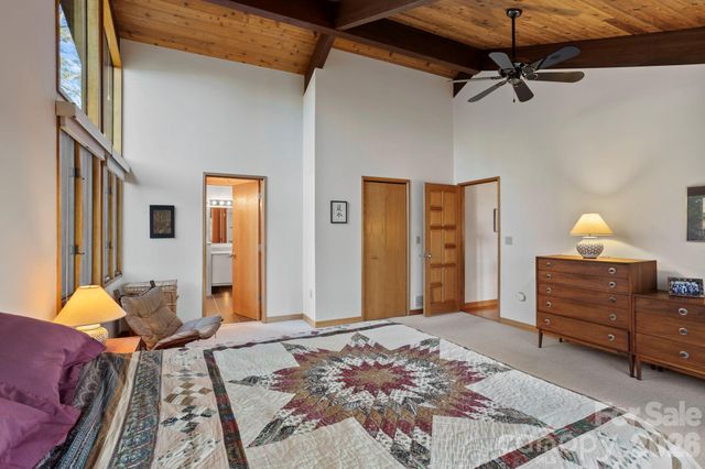 207 Maple Hill Drive, Flat Rock, NC 28731