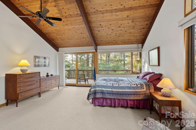 207 Maple Hill Drive, Flat Rock, NC 28731