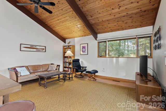 207 Maple Hill Drive, Flat Rock, NC 28731