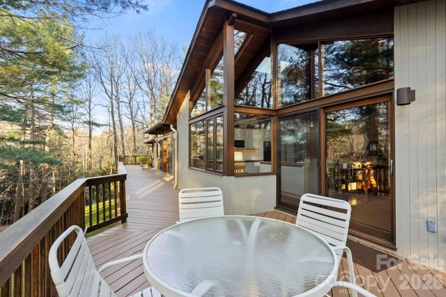 207 Maple Hill Drive, Flat Rock, NC 28731
