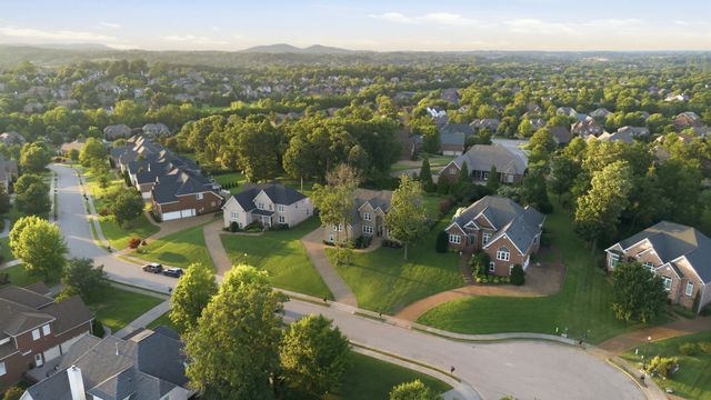 9716 Turquoise Ln, Brentwood, TN 37027