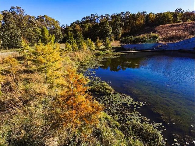 8958 Ginger Street, Lenexa, KS 66227