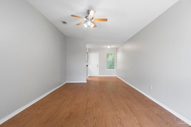 498 Bay Pine Villa Dr, Pensacola, FL 32506