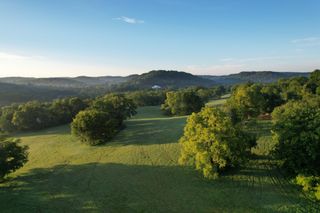 4824 Campbellsville Pike, Columbia, TN 38401