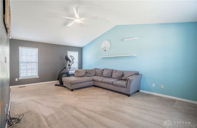 31 Mccullough Drive, Springboro, OH 45066