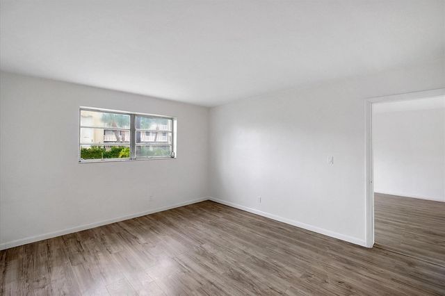 19001 NE 14TH Avenue 145, Miami, FL 33179