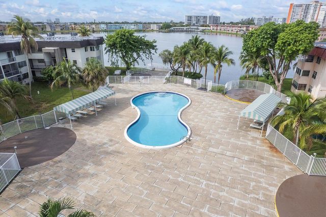 19001 NE 14TH Avenue 145, Miami, FL 33179