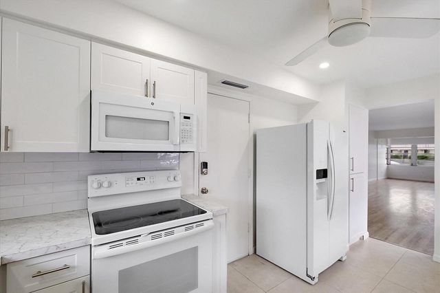 19001 NE 14TH Avenue 145, Miami, FL 33179