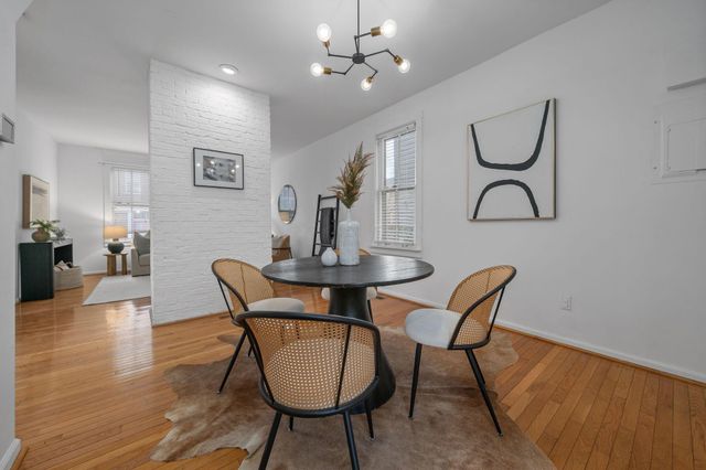 693 Kerr Street, Columbus, OH 43215