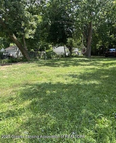 517 S Clemens Avenue, Lansing, MI 48912