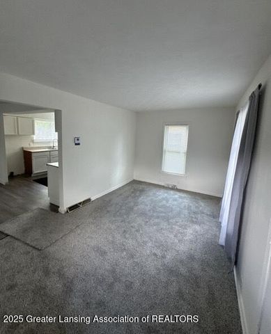 517 S Clemens Avenue, Lansing, MI 48912