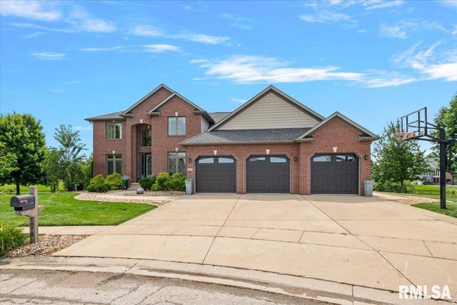 1070 Nine Rock Road, Sherman, IL 62684