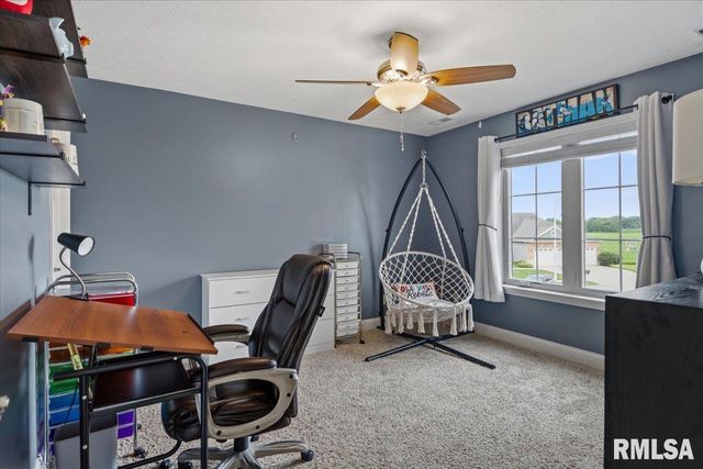 1070 Nine Rock Road, Sherman, IL 62684